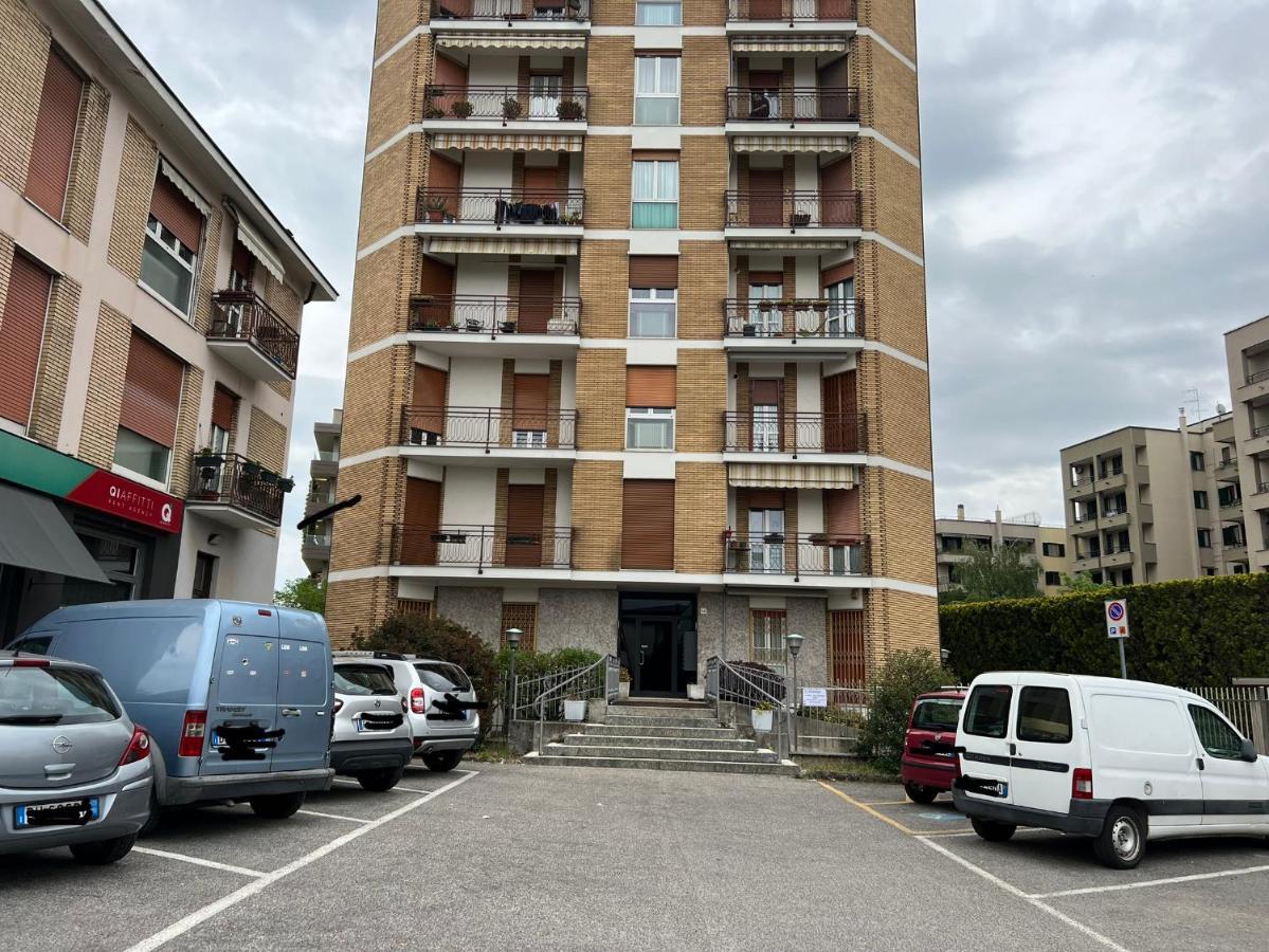 Rosanna House - Vedano Al Lambro Villa Monza Exteriör bild